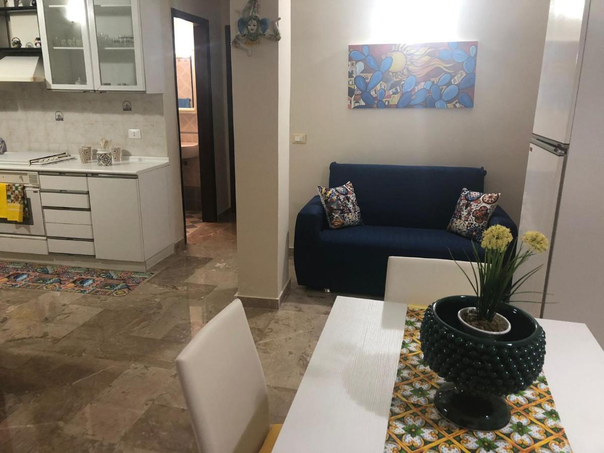 Casa Vacanze Makari Apartment Трапето Екстериор снимка